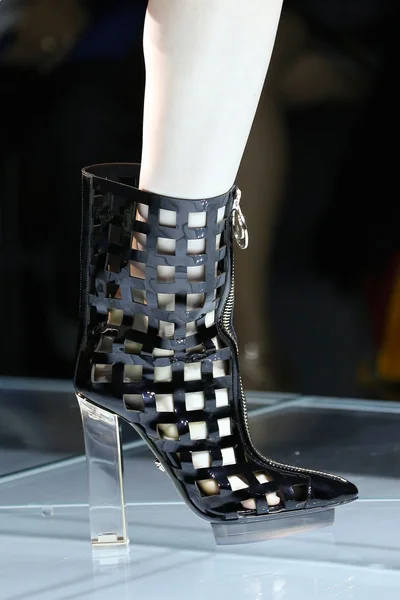 Look 23